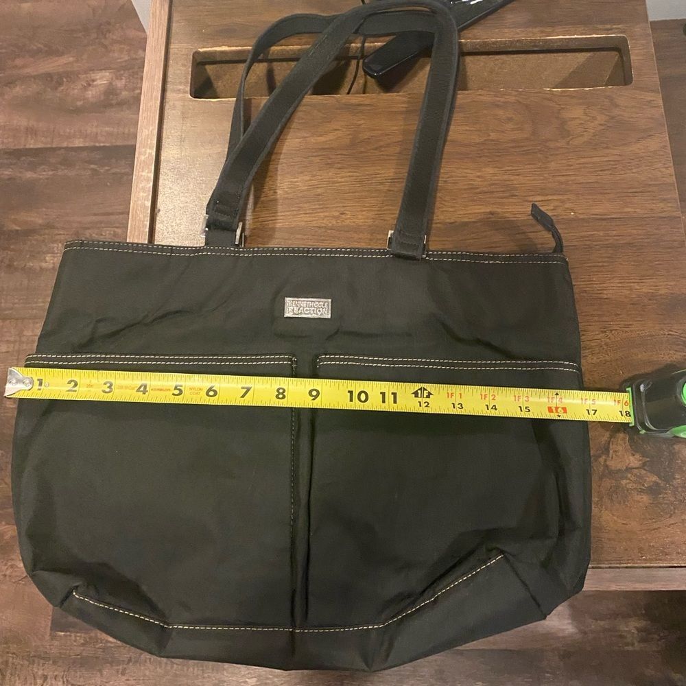 Woman’s Kenneth Cole shoulder bag/purse, holds everything! - Picture 9 of 12